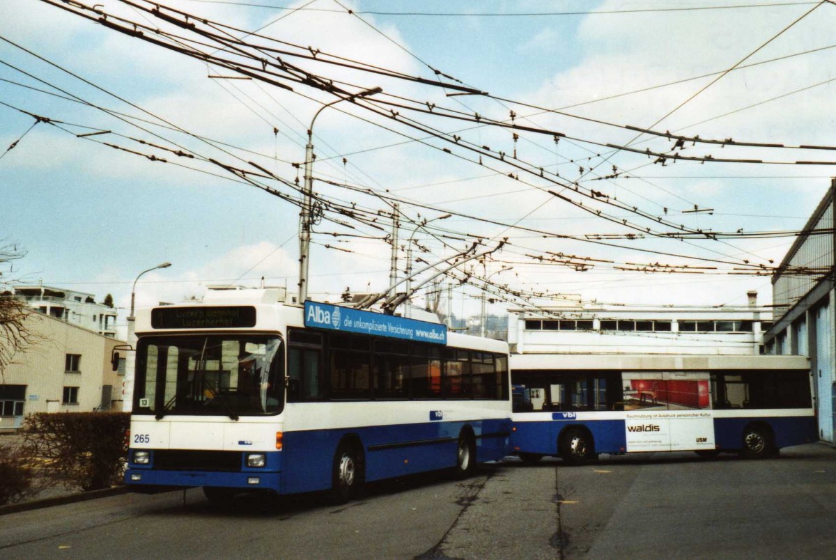 (114'725) - VBL Luzern - Nr. 265 - NAW/R&J-Hess Trolleybus am 7. Mrz 2009 in Luzern, Depot