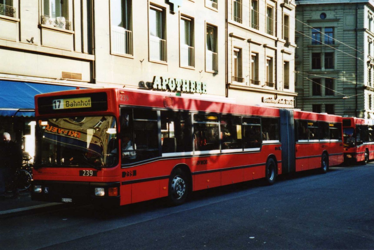 (115'302) - Bernmobil, Bern - Nr. 239/BE 513'239 - MAN am 16. Mrz 2009 in Bern, Hirschengraben