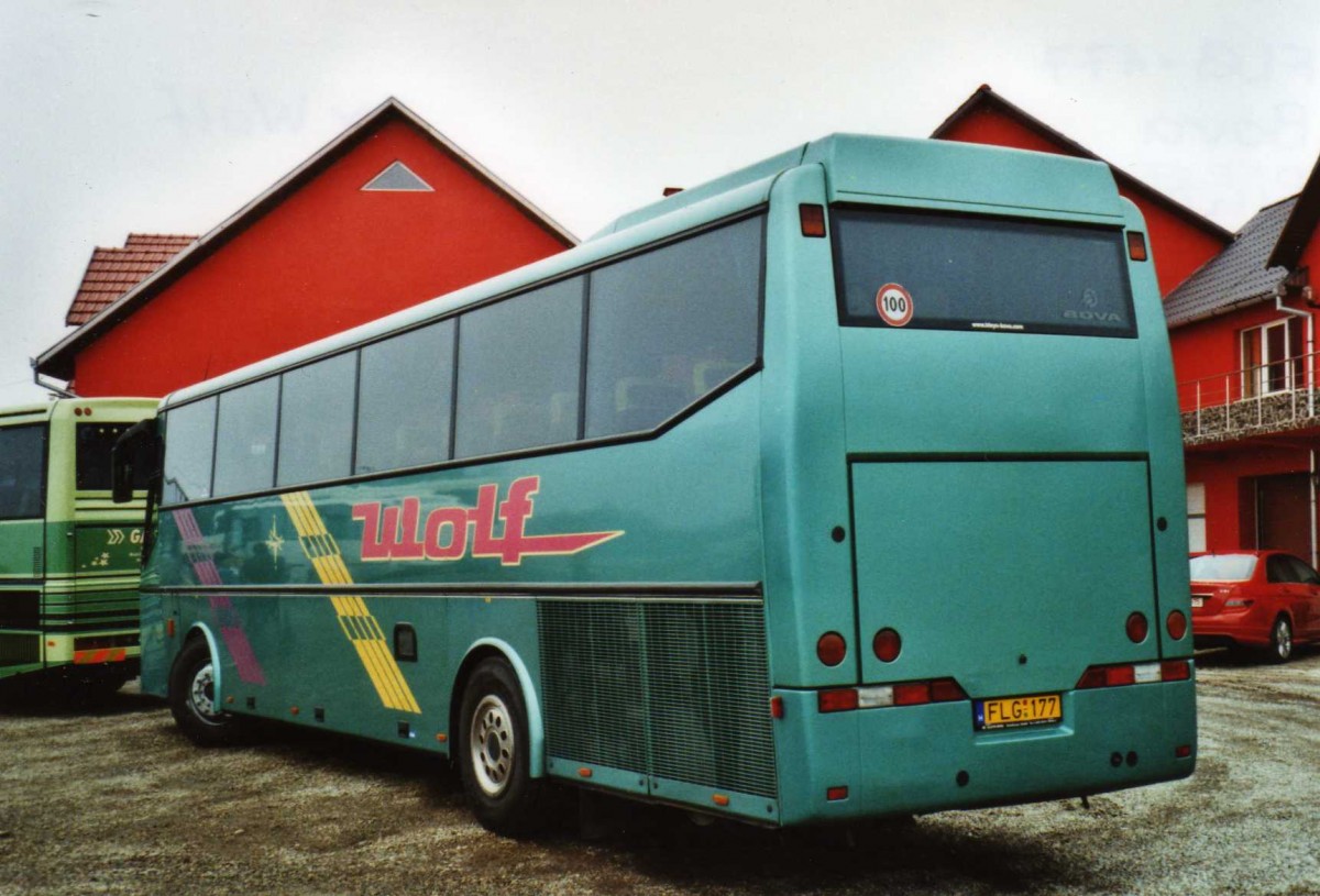 (117'014) - Aus Ungarn: FLG-177 - Bova (ex Wolff) am 28. Mai 2009 auf dem Piatra Craiului