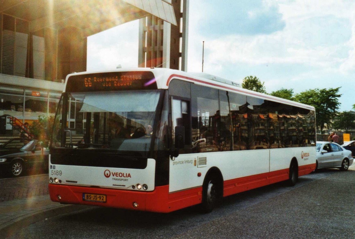 (118'319) - VEOLIA - Nr. 5189/BS-JS-92 - VDL Berkhof am 5. Juli 2009 beim Bahnhof Venlo