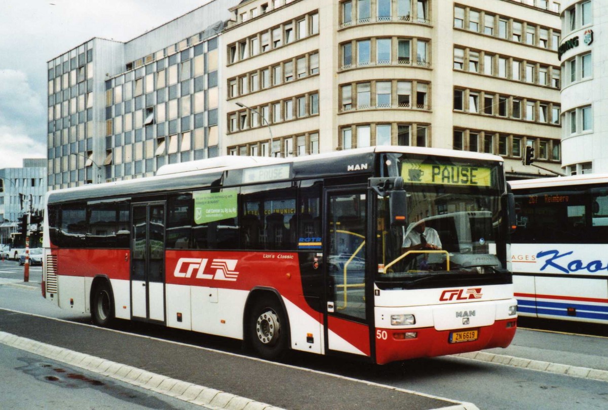 (118'735) - CFL Luxembourg - Nr. 50/ZN 6619 - MAN am 8. Juli 2009 beim Bahnhof Luxembourg