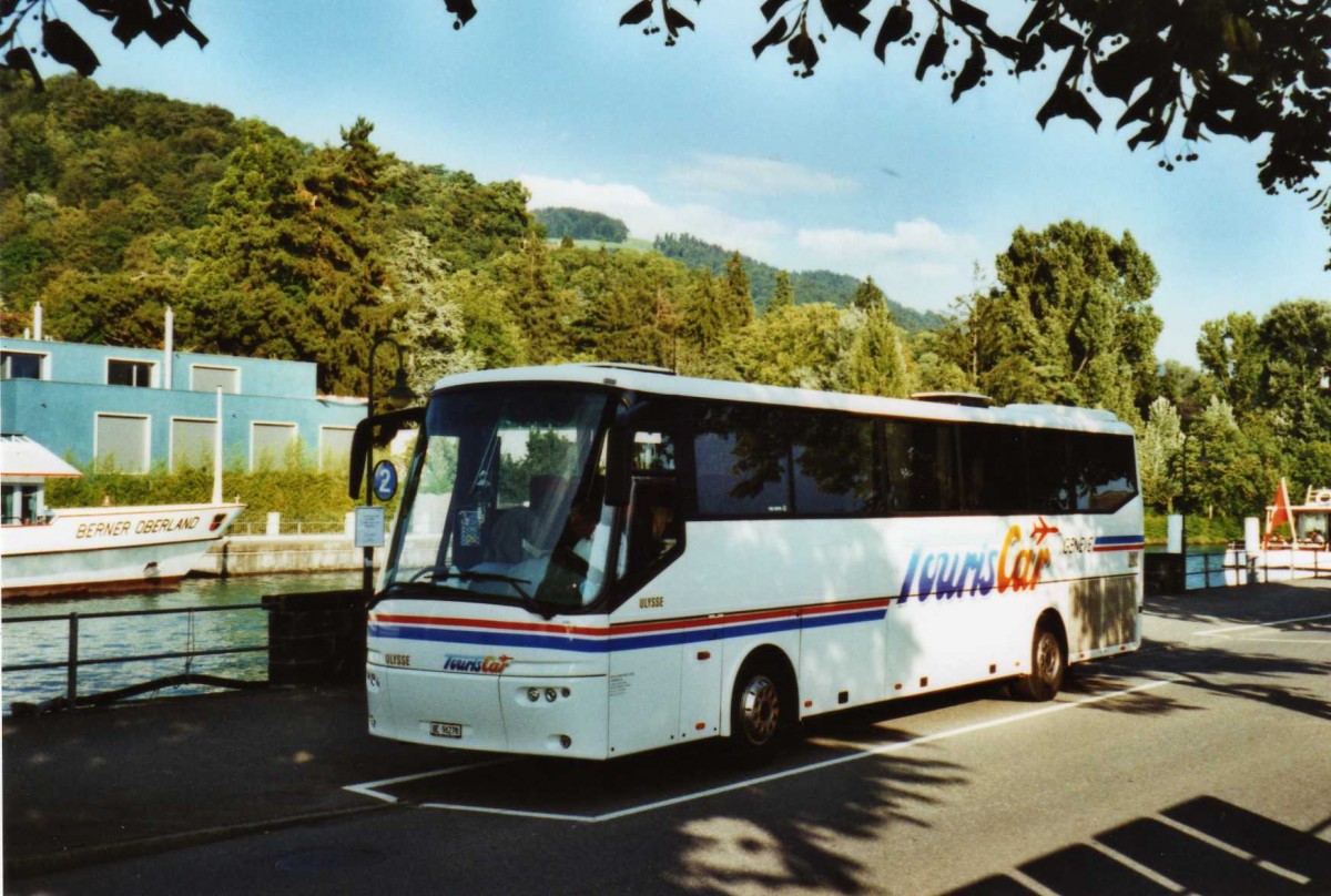 (119'414) - TourisCar, Genve - Nr. 320/GE 96'270 - Bova am 5. August 2009 bei der Schifflndte Thun