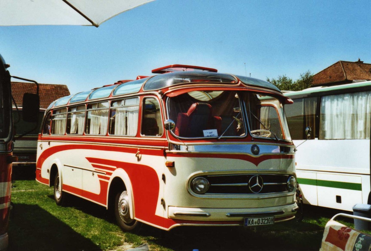 (119'927) - Aus Deutschland: ??? - KA-O 3210H - Mercedes/Vetter am 15. August 2009 in Zug, Wohnbustreffen