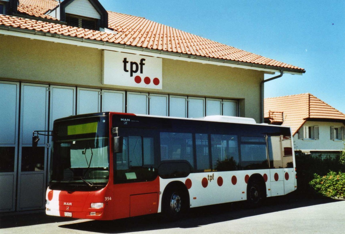 (120'812) - TPF Fribourg - Nr. 354/FR 300'405 - MAN/Gppel am 30. August 2009 in Heitenried, Garage