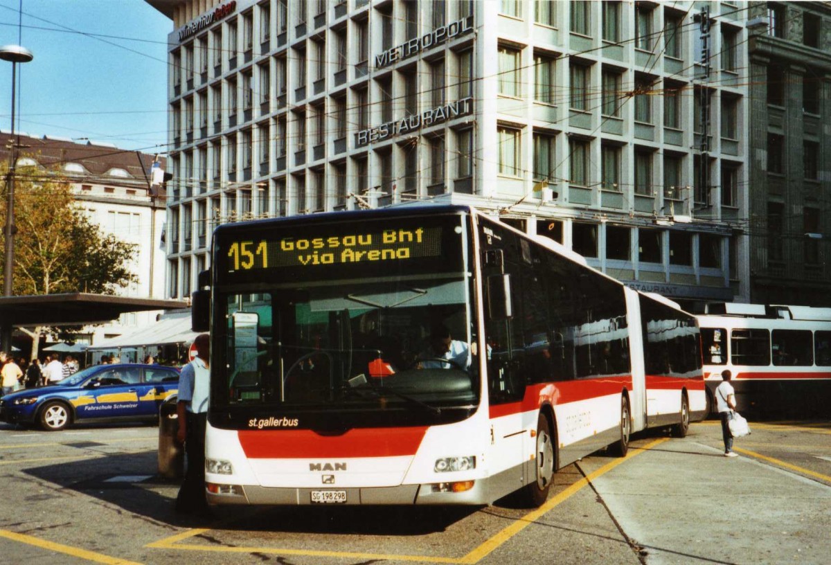 (121'323) - St. Gallerbus, St. Gallen - Nr. 298/SG 198'298 - MAN am 23. September 2009 beim Bahnhof St. Gallen