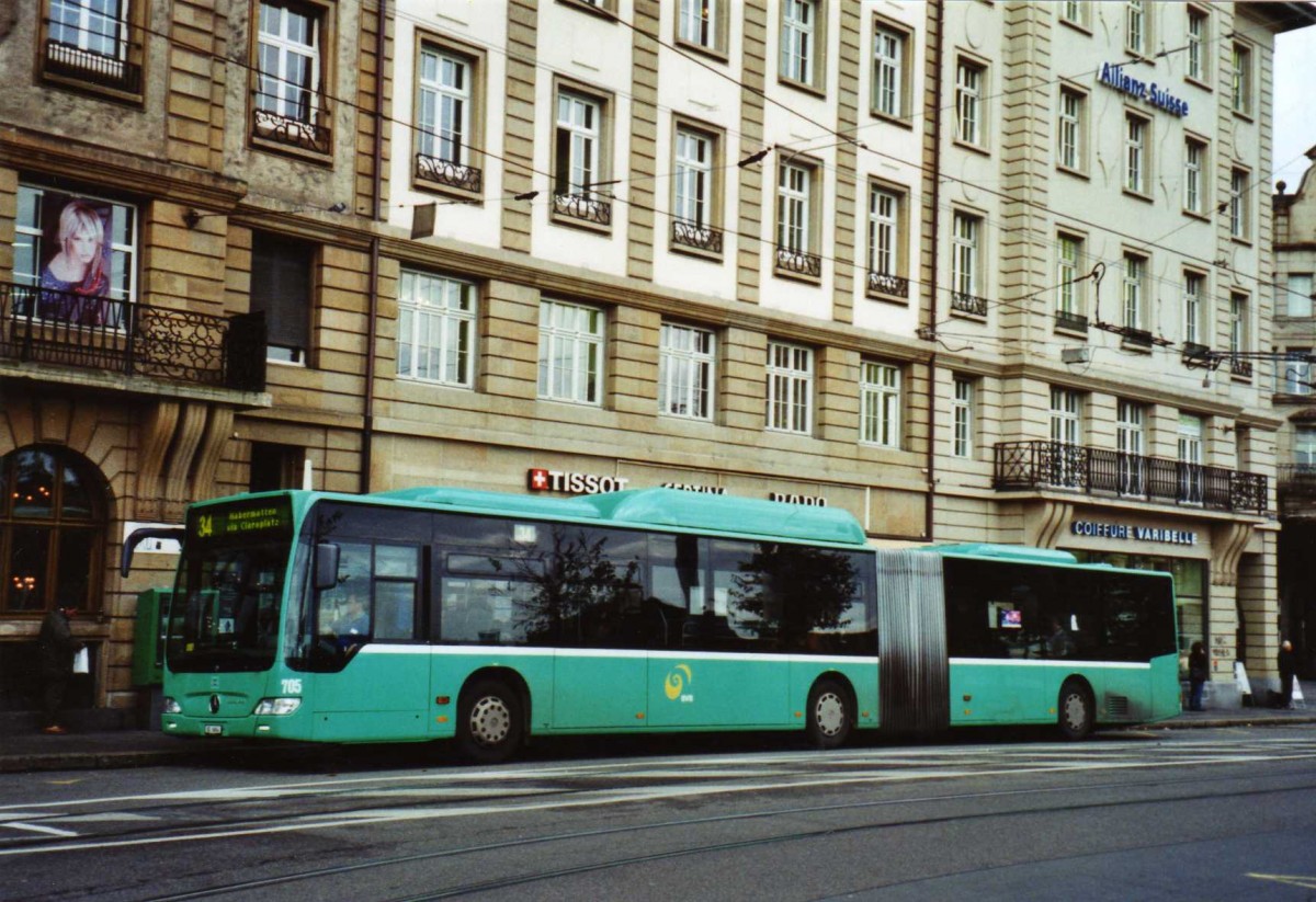 (122'126) - BVB Basel - Nr. 705/BS 6664 - Mercedes am 17. November 2009 in Basel, Schifflnde