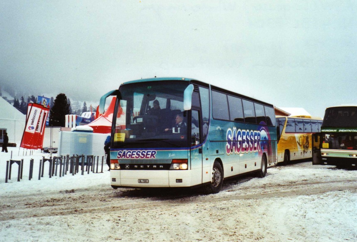 (123'529) - Sgesser, Wintersingen - Nr. 4/BL 7301 - Setra am 9. Januar 2010 in Adelboden, Weltcup