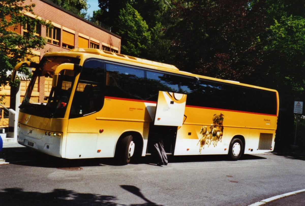 (126'814) - Moser, Flaach - Nr. 16/ZH 378'335 - Volvo am 6. Juni 2010 in Winterthur, Altersheim Brhlgut