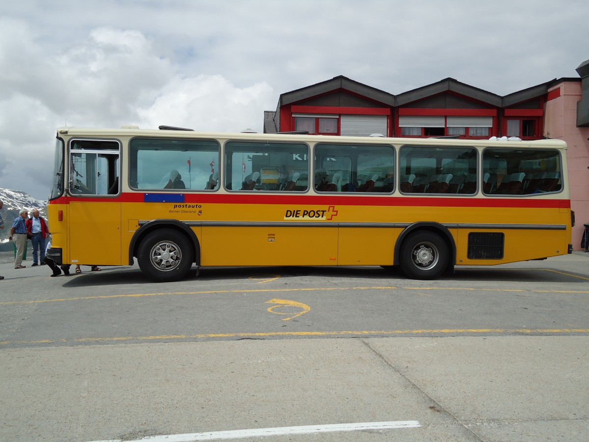 (127'558) - AVG Meiringen - Nr. 74/BE 607'481 - Saurer/R&J (ex P 24'357) am 4. Juli 2010 in Nufenen, Passhhe