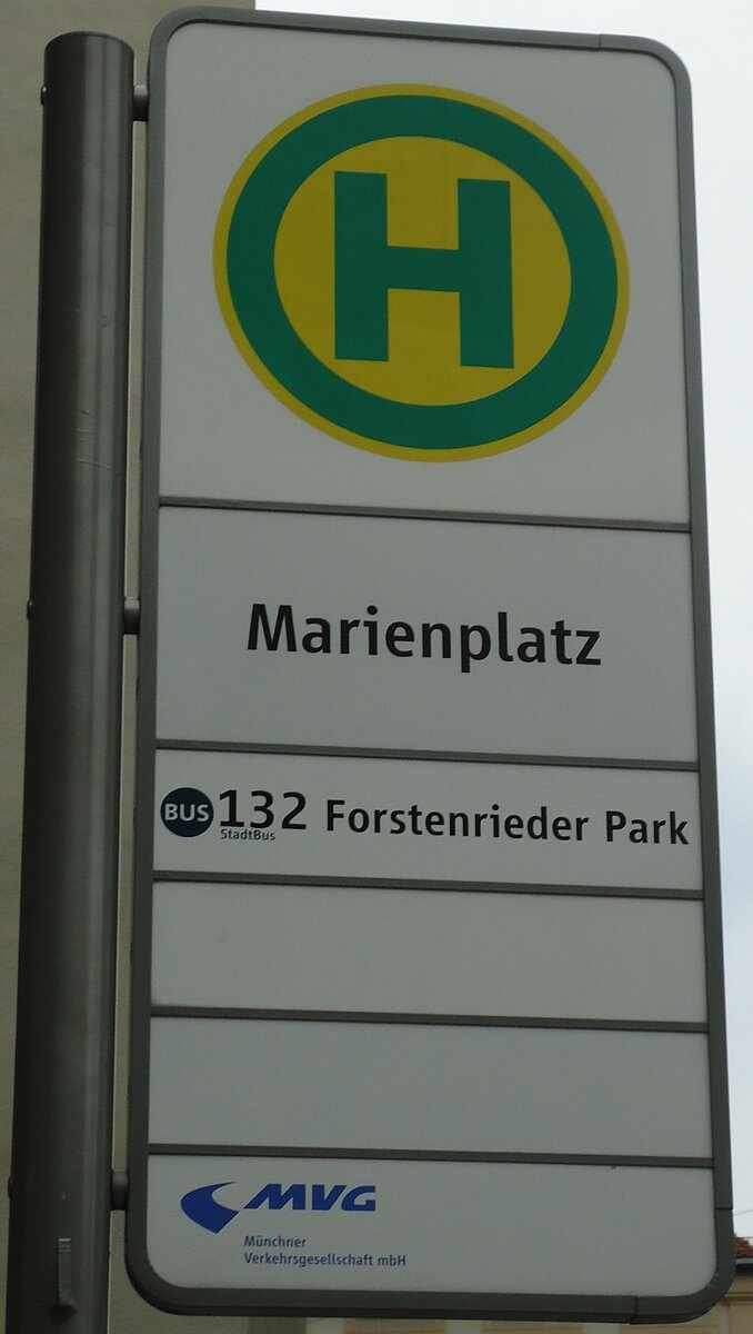 (128'602) - MVG-Haltestellenschild - Mnchen, Marienplatz - am 11. August 2010