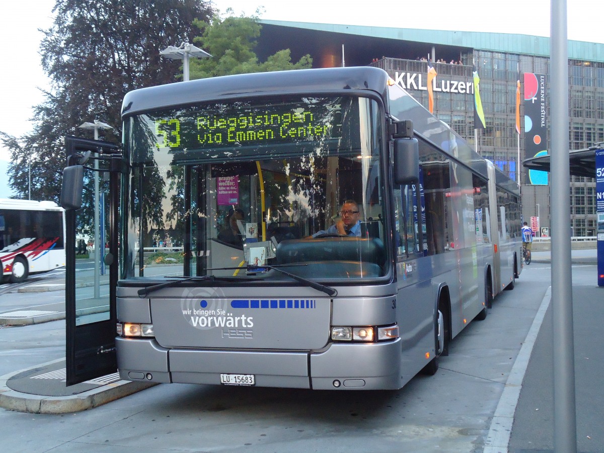 (128'744) - AAGR Rothenburg - Nr. 30/LU 15'683 - Scania/Hess am 13. August 2010 beim Bahnhof Luzern