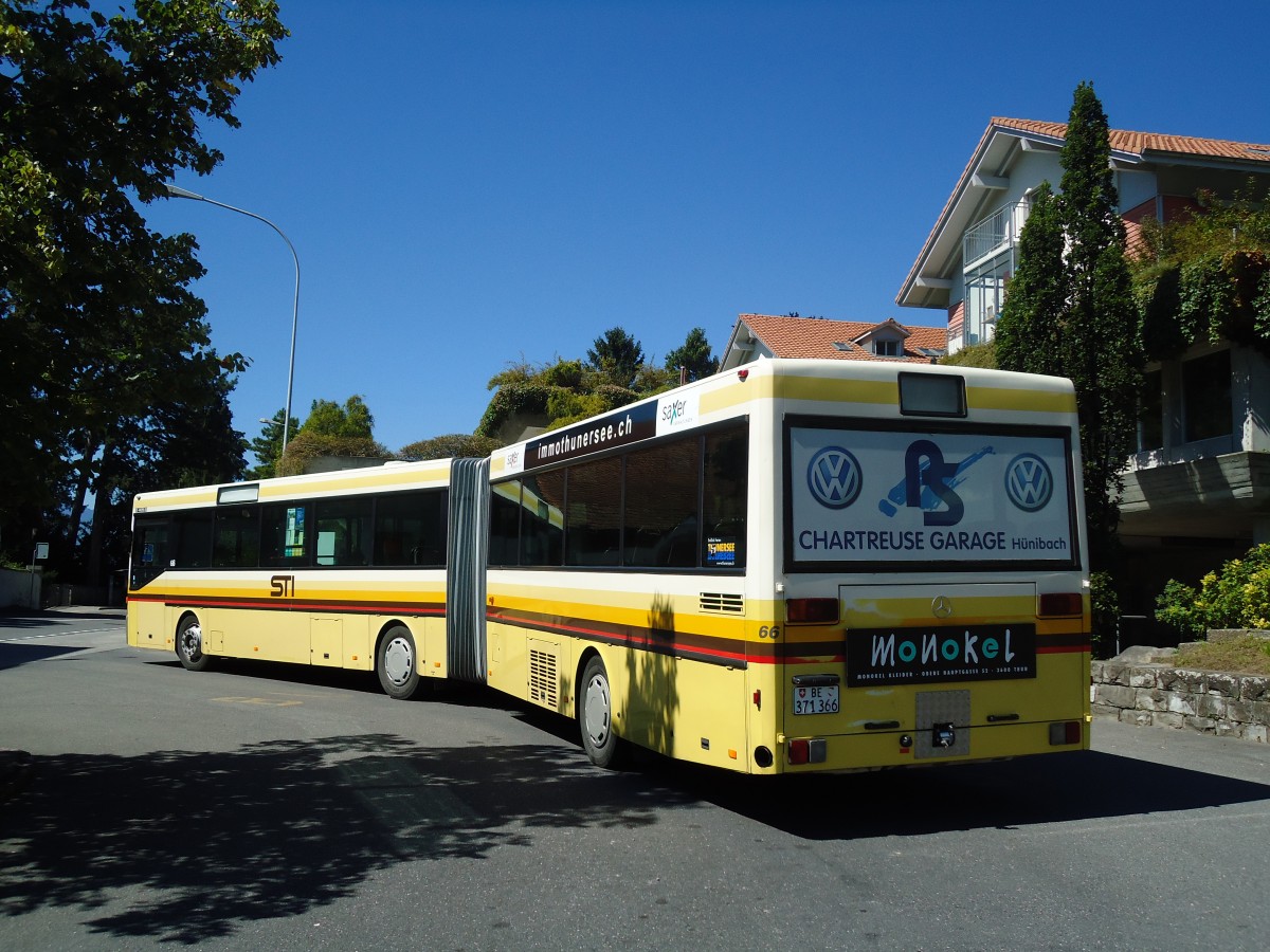 (129'196) - STI Thun - Nr. 66/BE 371'366 - Mercedes am 1. September 2010 in Oberhofen, Wichterheer