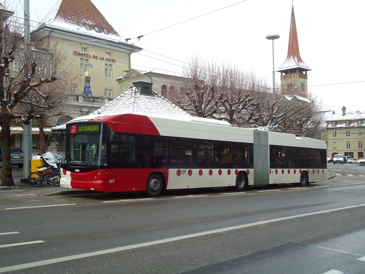 (131'100) - TPF Fribourg - Nr. 527 - Hess/Hess Gelenktrolleybus am 26. November 2010 in Fribourg, Tilleul