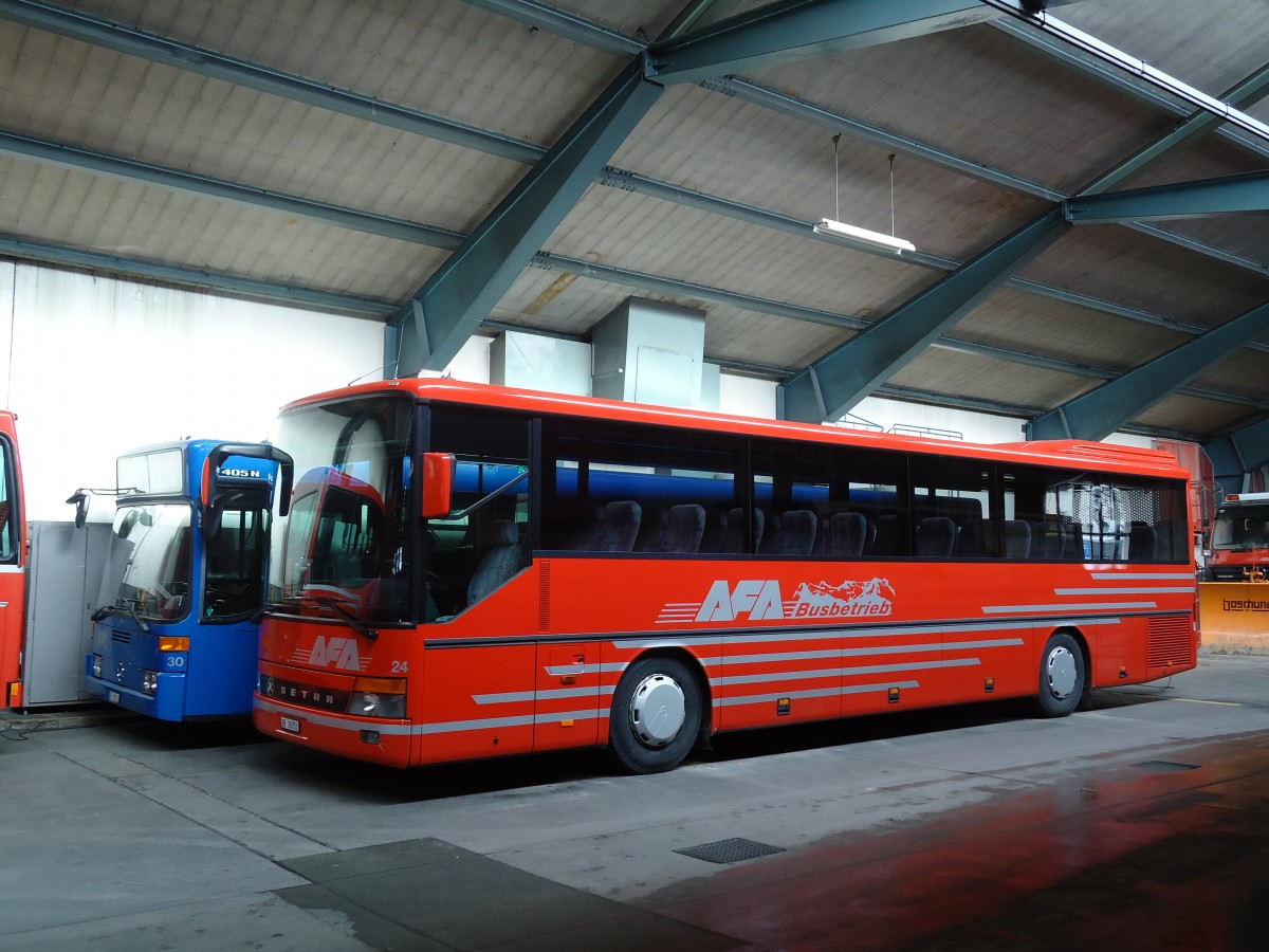 (131'121) - AFA Adelboden - Nr. 24/BE 26'701 - Setra (ex Nr. 11) am 28. November 2010 im Autobahnhof Adelboden