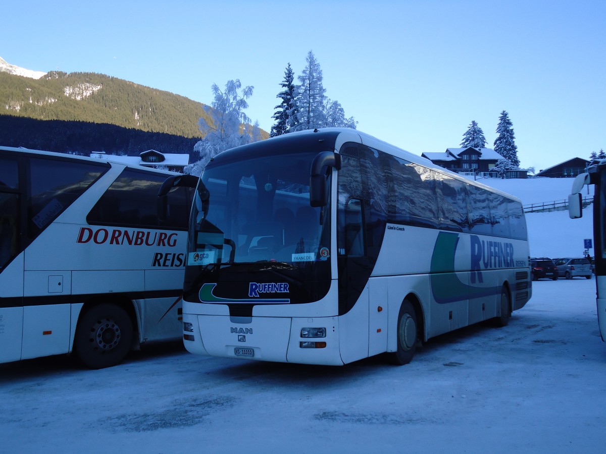 (131'888) - Ruffiner, Turtmann - VS 11'010 - MAN am 31. Dezember 2010 in Grindelwald, Grund