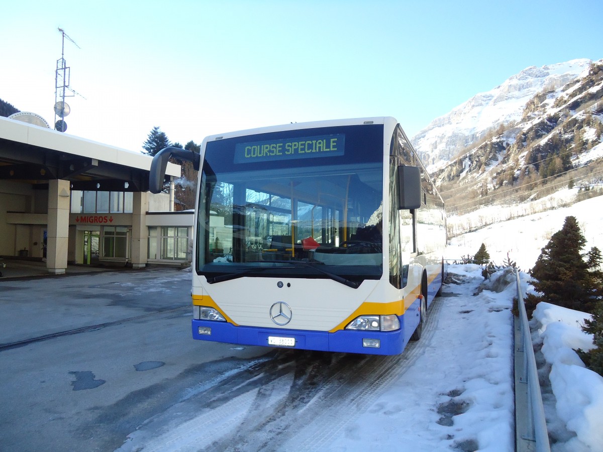 (132'344) - LLB Susten - Nr. 11/VS 38'011 - Mercedes (ex TC La Chaux-de-Fonds Nr. 218) am 16. Januar 2011 in Leukerbad, Busbahnhof