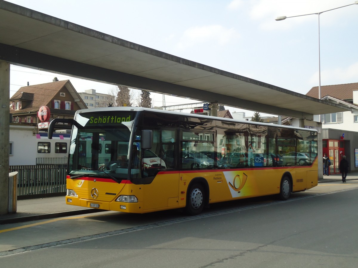 (133'047) - Hfliger, Sursee - Nr. 2/LU 197'102 - Mercedes (ex PostAuto Nordschweiz Nr. 2; ex P 25'238) am 11. Mrz 2011 beim Bahnhof Sursee