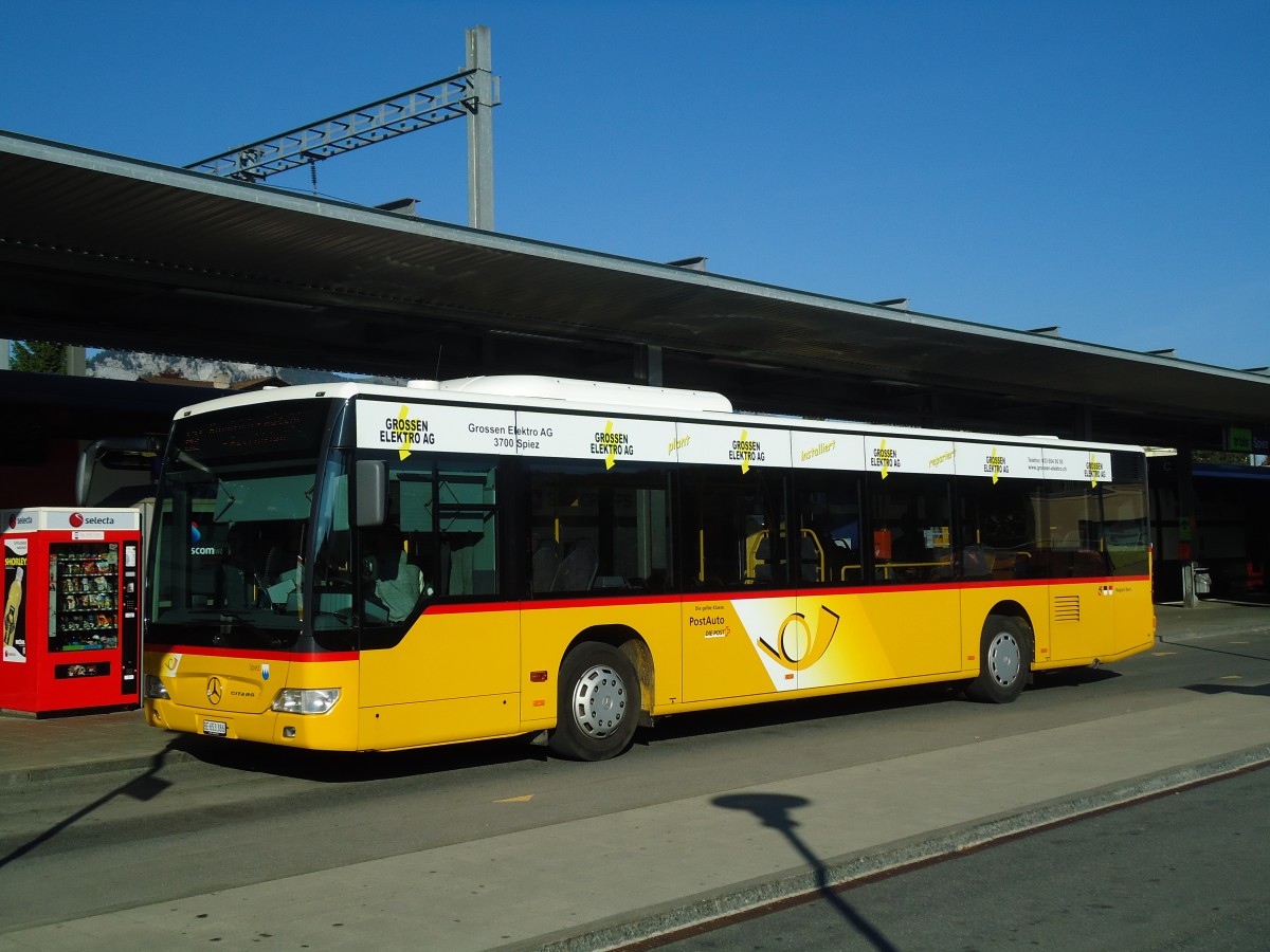 (133'520) - PostAuto Bern - BE 653'386 - Mercedes am 2. Mai 2011 beim Bahnhof Spiez