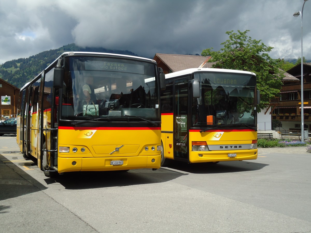 (133'664) - MOB Montreux - Nr. 25/BE 220'965 - Volvo am 15. Mai 2011 beim Bahnhof Gstaad