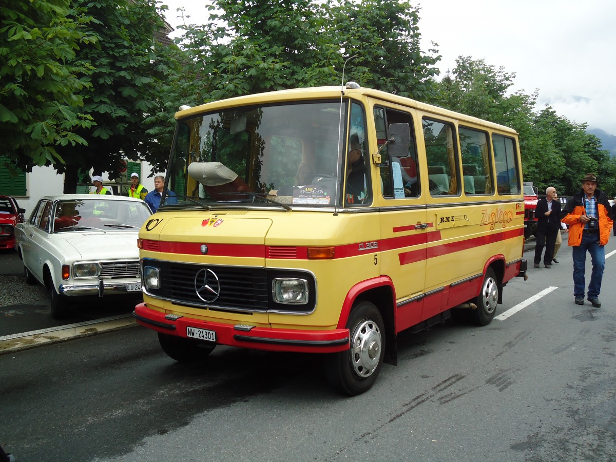 (134'027) - Mller, Ennetmoos - Nr. 5/NW 24'301 - Mercedes (ex Bissig, Brunnen) am 11. Juni 2011 in Sarnen, OiO