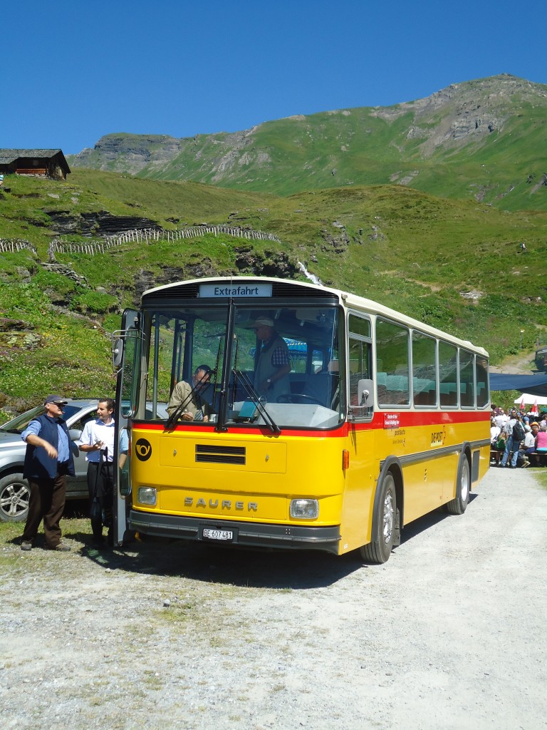 (134'688) - AVG Meiringen - Nr. 74/BE 607'481 - Saurer/R&J (ex P 24'357) am 3. Juli 2011 in Grindelwald, Bachlger