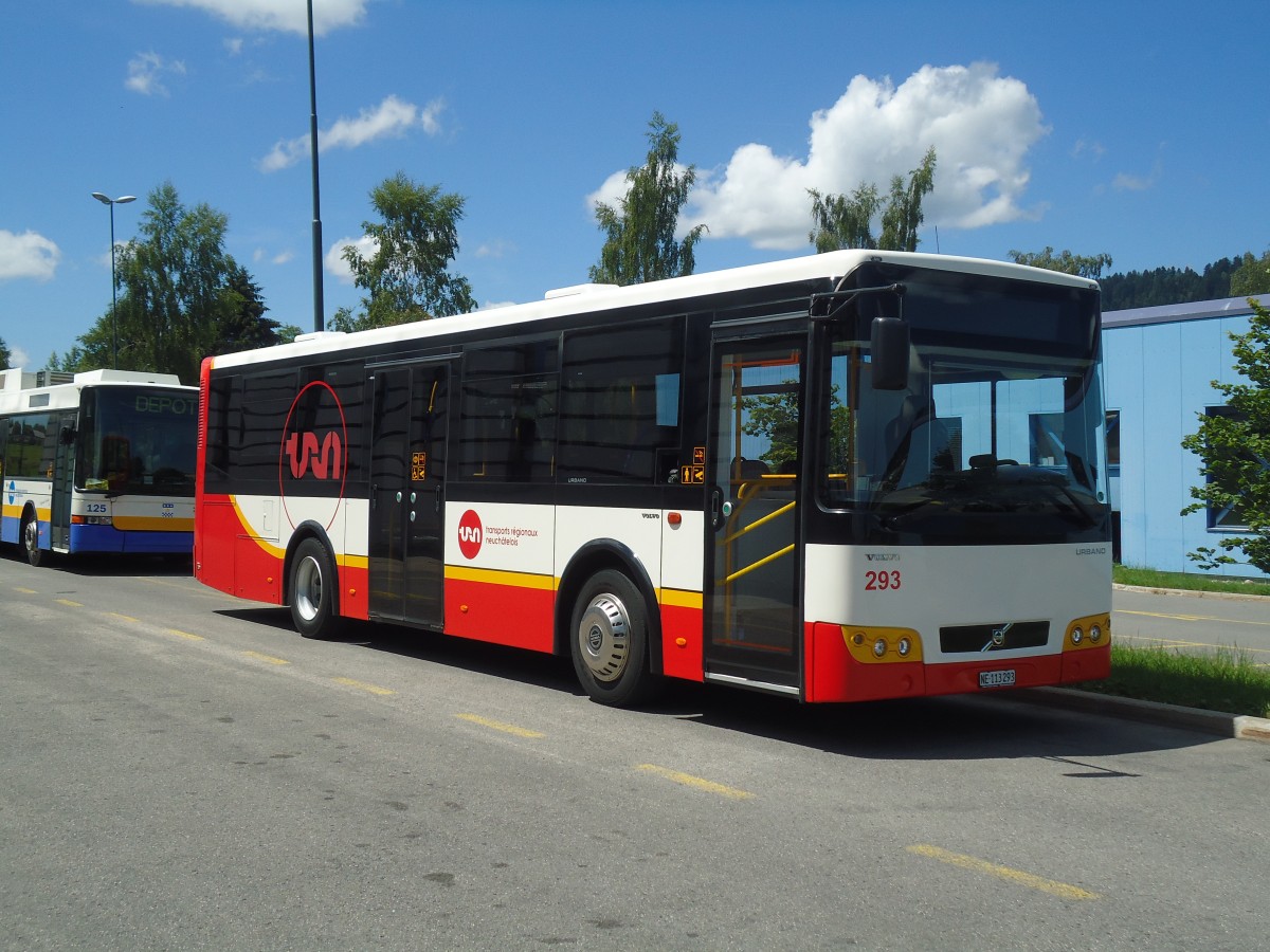 (134'994) - VR La Chaux-de-Fonds - Nr. 293/NE 113'293 - Volvo/Alfabuz am 11. Juli 2011 in La Chaux-de-Fonds, Dpt TC