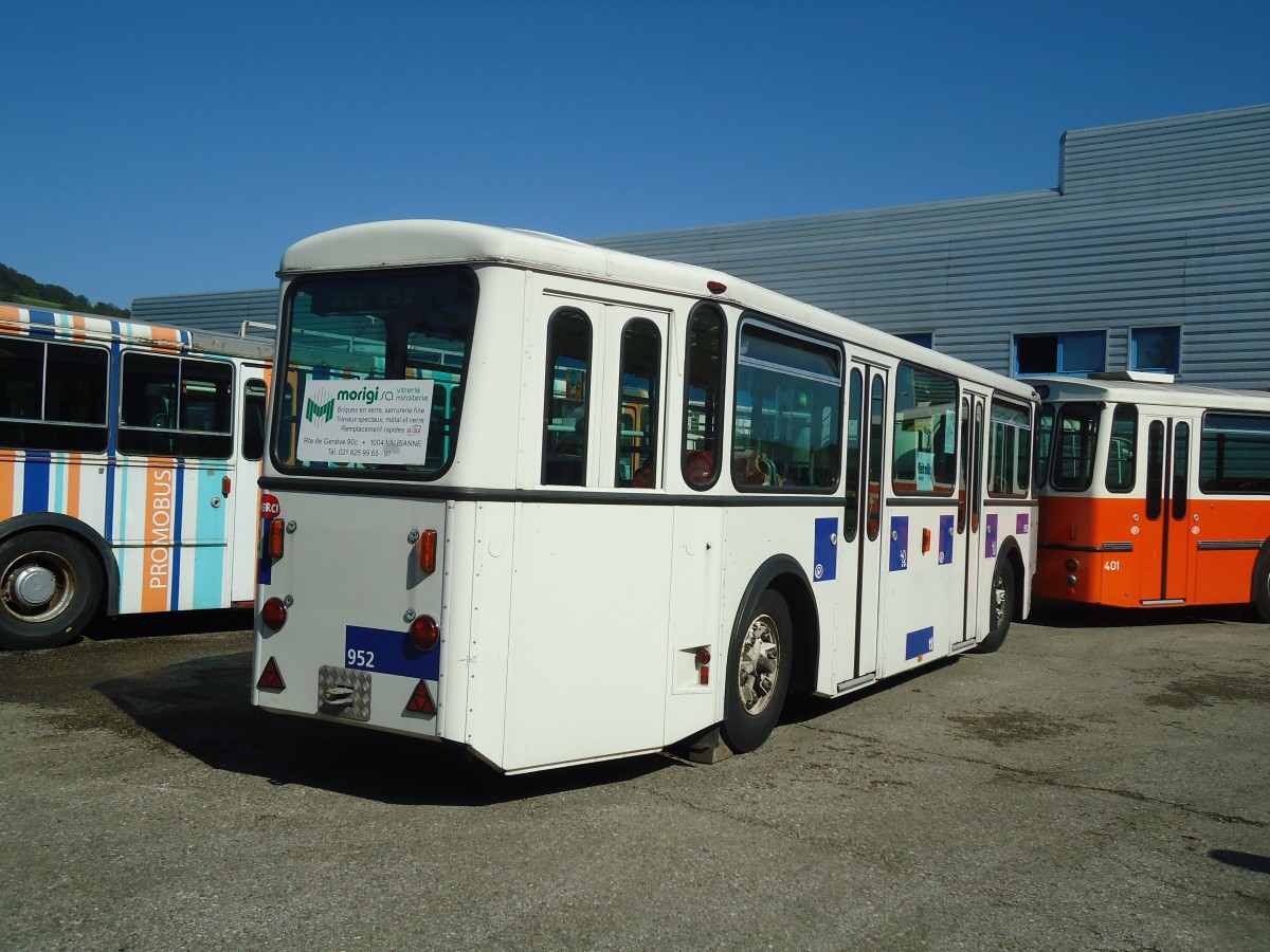 (135'590) - TL Lausanne (Rtrobus) - Nr. 952 - Rochat/Lauber Personenanhnger am 20. August 2011 in Moudon, Rtrobus