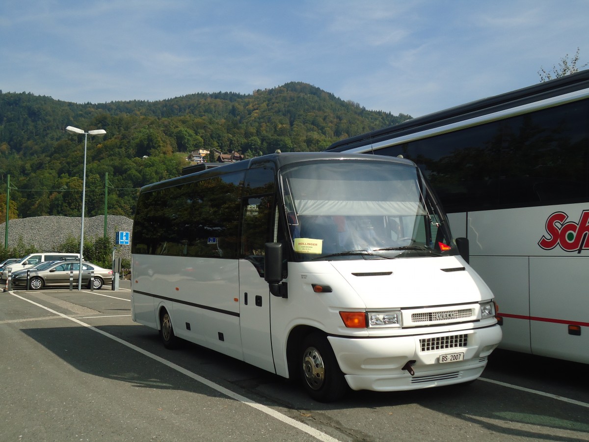 (135'981) - Hollinger, Basel - BS 2007 - Iveco am 22. September 2011 in Thun, Seestrasse