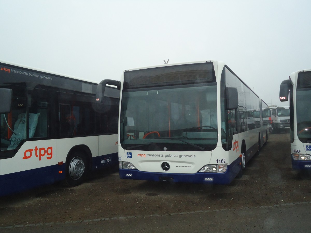 (136'884) - TPG Genve - Nr. 1162 - Mercedes am 23. November 2011 in Wil, Larag