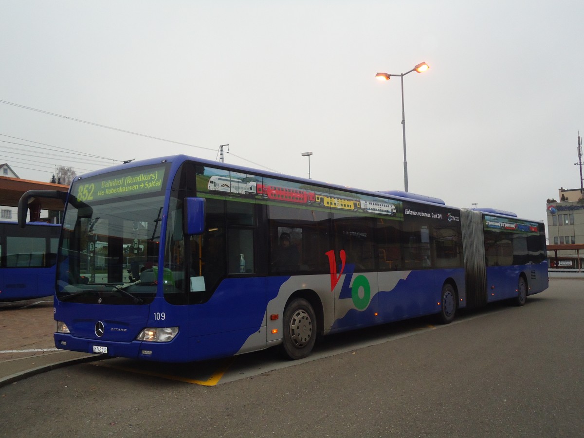 (136'925) - VZO Grningen - Nr. 109/ZH 745'109 - Mercedes am 24. November 2011 beim Bahnhof Wetzikon