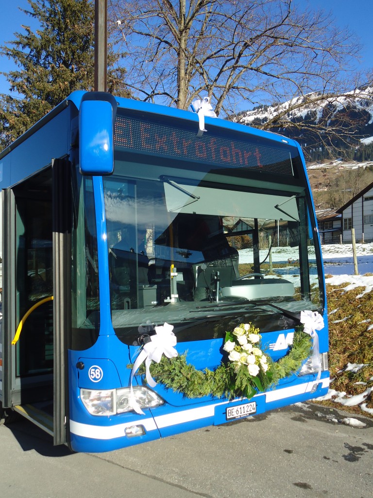 (137'151) - AFA Adelboden - Nr. 58/BE 611'224 - Mercedes am 11. Dezember 2011 beim Bahnhof Lenk