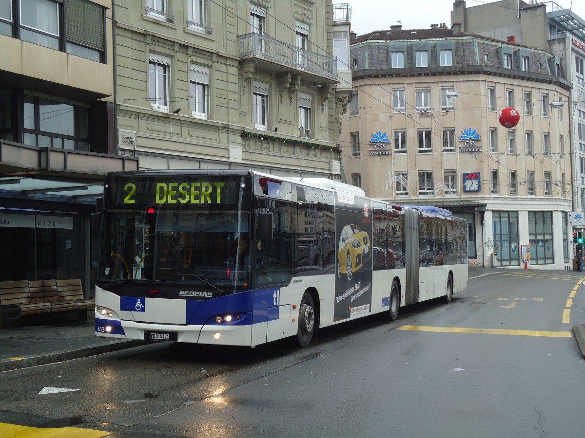 (137'253) - TL Lausanne - Nr. 613/VD 310'171 - Neoplan am 18. Dezember 2011 in Lausanne, Bel-Air