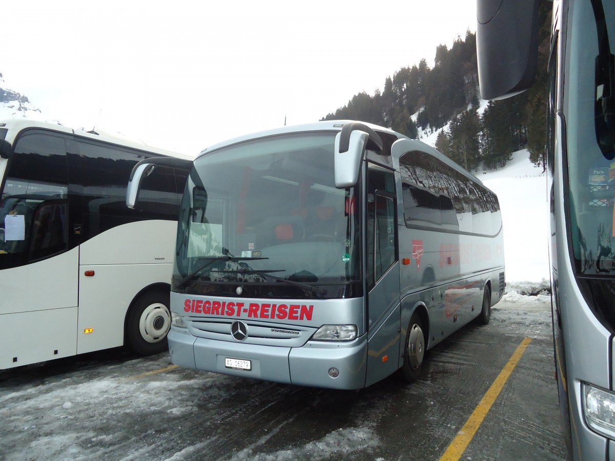 (137'340) - Siegrist, Eiken - Nr. 39/AG 16'279 - Mercedes am 2. Januar 2012 in Engelberg, Titlisbahnen