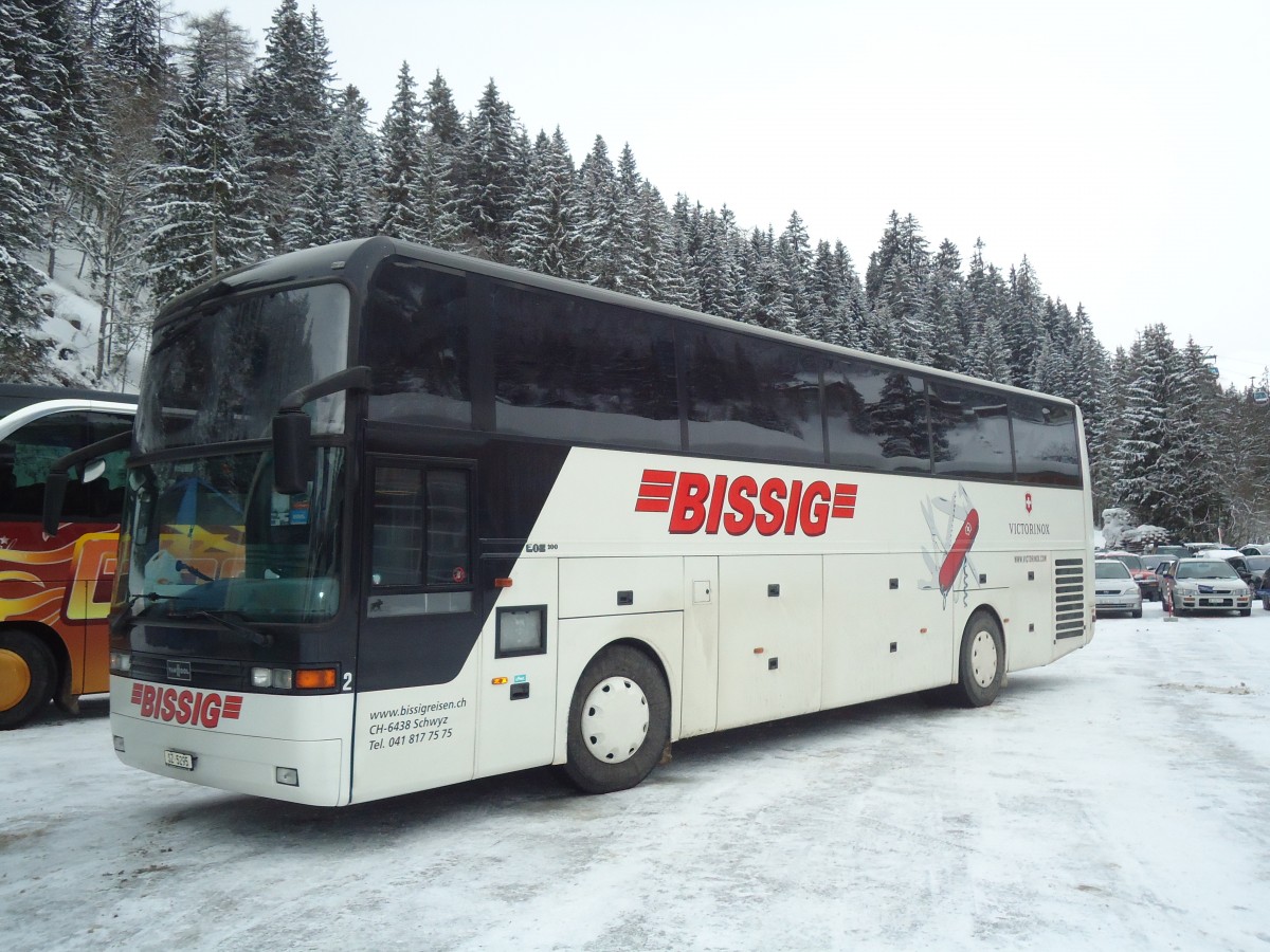 (137'421) - Bissig, Schwyz - Nr. 2/SZ 5295 - Van Hool am 7. Januar 2012 in Adelboden, ASB