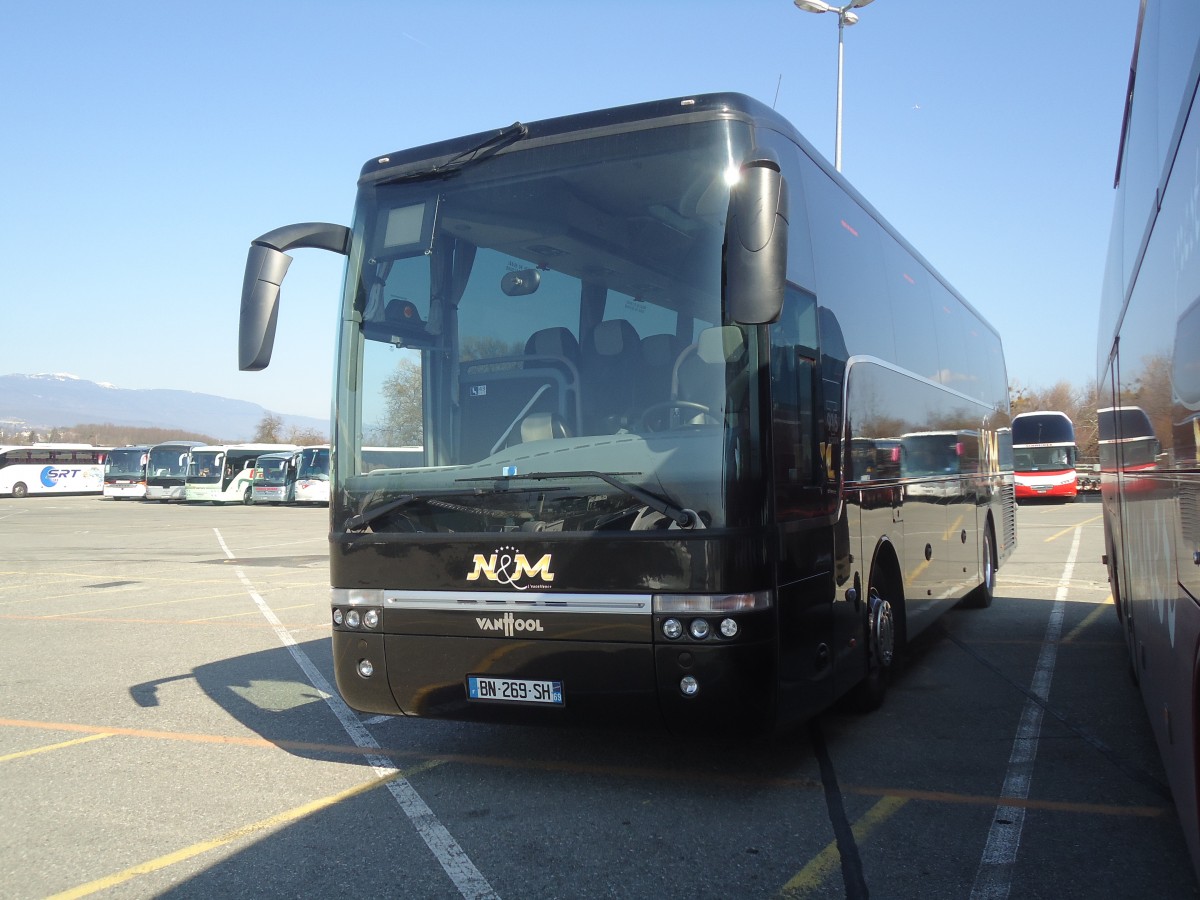 (138'231) - Aus Frankreich: N&M, Saint Genis Laval - BN 269 SH - Van Hool am 9. Mrz 2012 in Genve, P 47