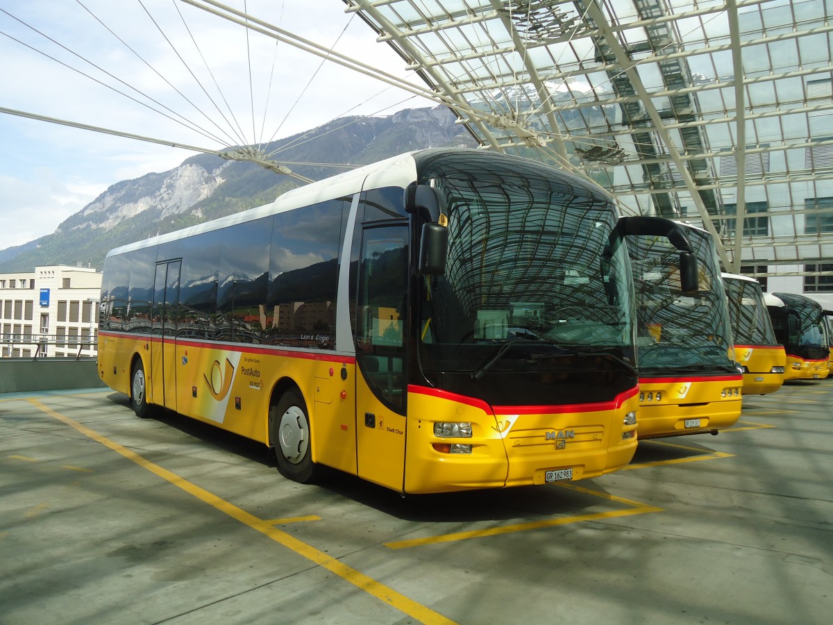 (138'994) - PostAuto Graubnden - GR 162'983 - MAN am 20. Mai 2012 in Chur, Postautostation