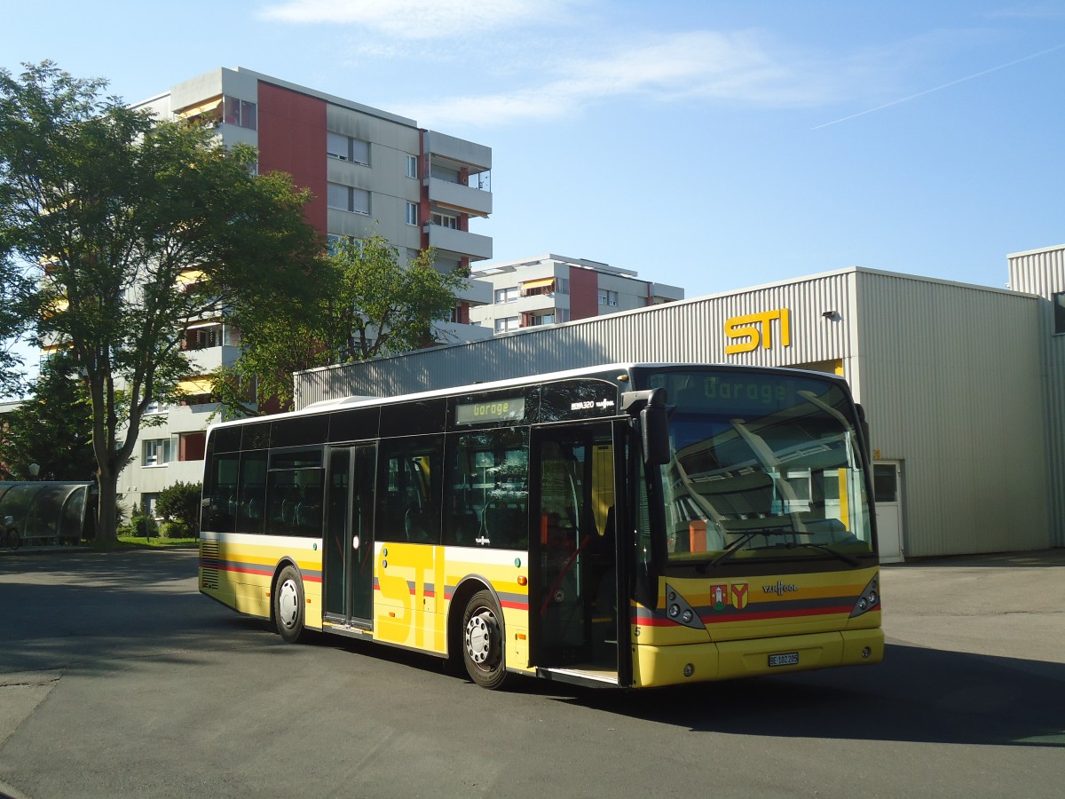 (139'291) - STI Thun - Nr. 5/BE 102'205 - Van Hool (ex Moser, Teuffenthal; ex Burri, Teuffenthal) am 2. Juni 2012 in Thun, Garage