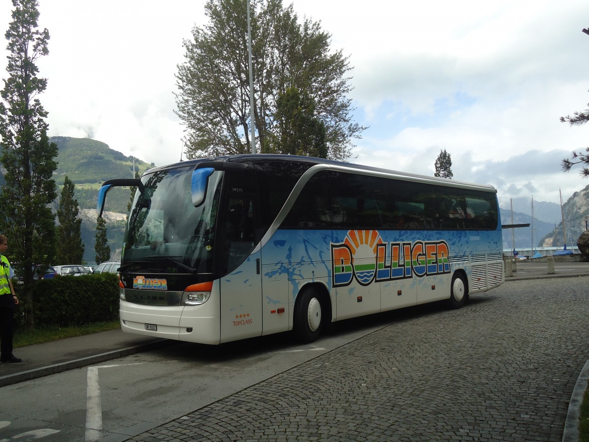 (139'437) - Bolliger, Unterschchen - UR 9333 - Setra am 11. Juni 2012 beim Bahnhof Flelen