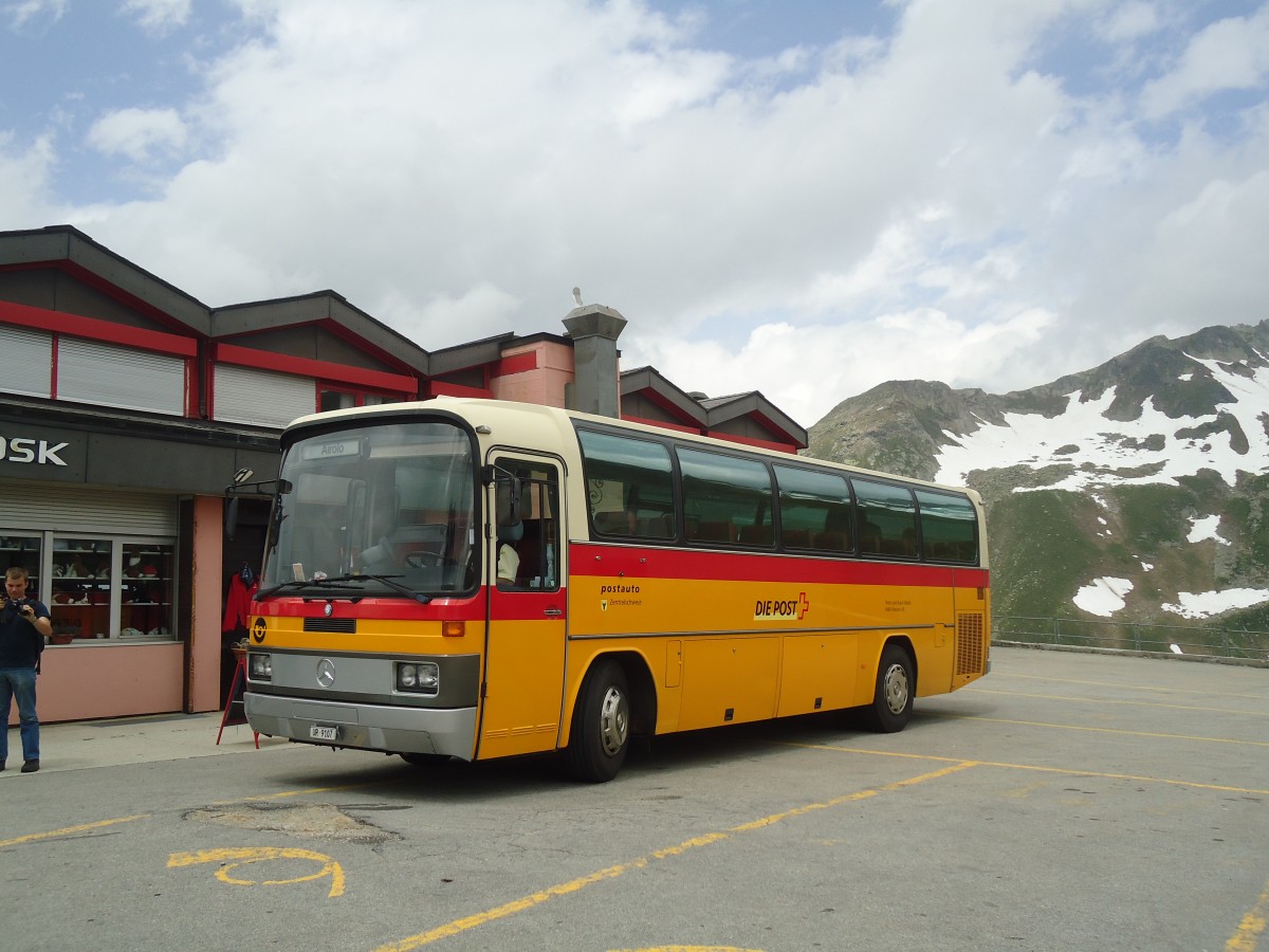 (140'290) - Mattli, Wassen - UR 9107 - Mercedes am 1. Juli 2012 in Nufenen, Passhhe