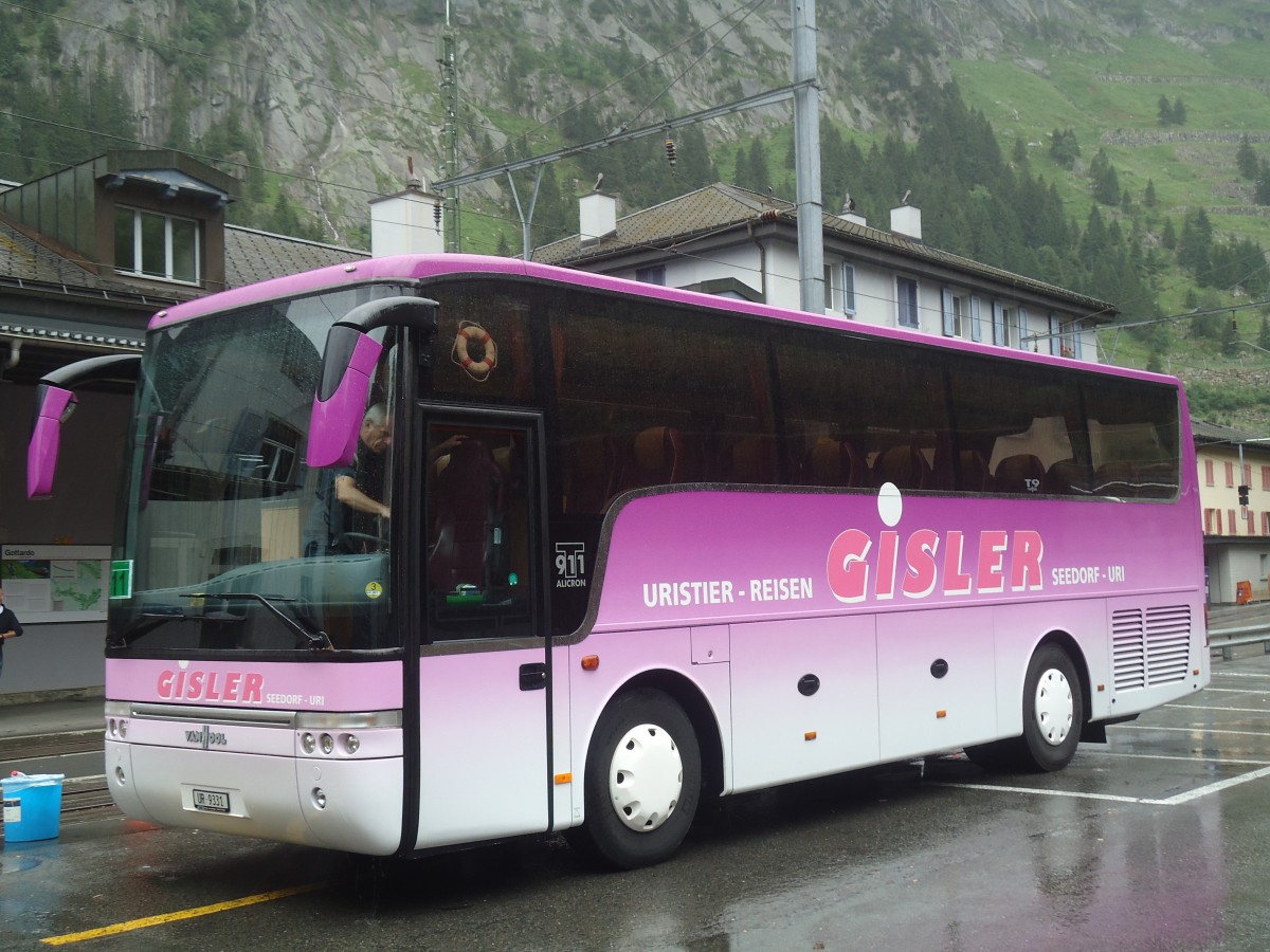 (140'390) - Gisler, Seedorf - UR 9331 - Van Hool am 1. Juli 2012 beim Bahnhof Gschenen