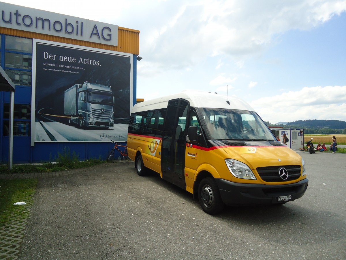 (140'437) - Lthi, Hinterfultigen - BE 221'299 - Mercedes am 8. Juli 2012 in Uetendorf, Allmend