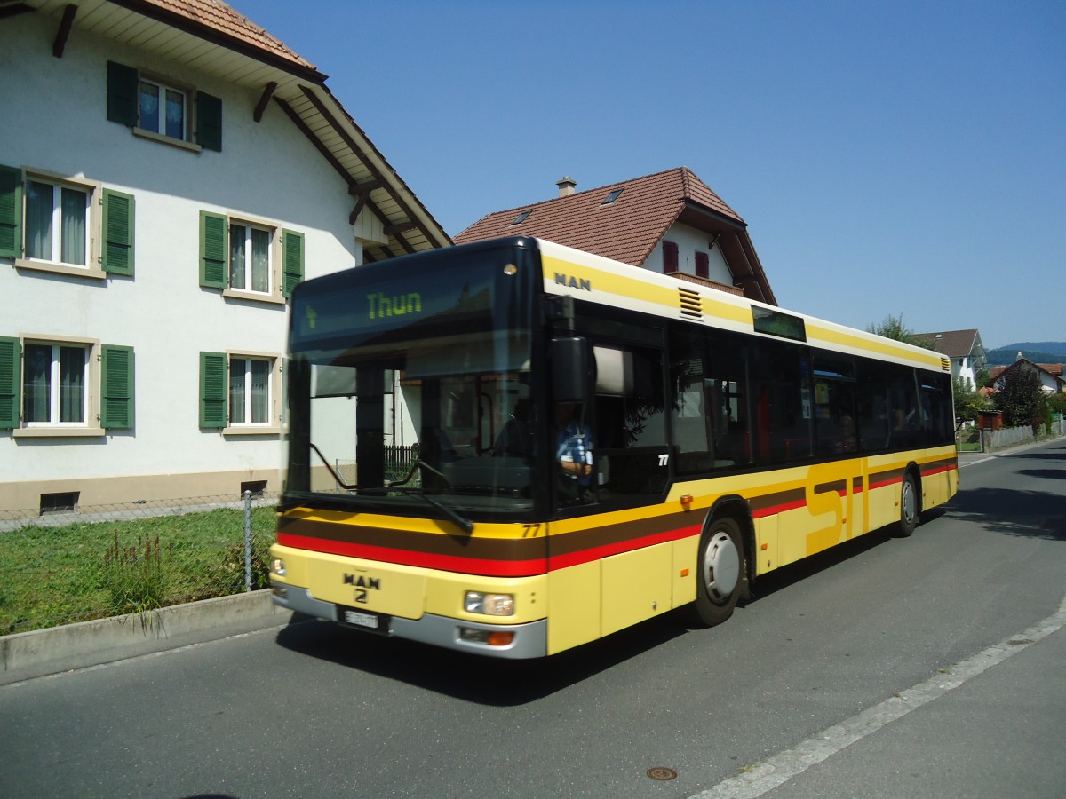 (141'373) - STI Thun - Nr. 77/BE 274'177 - MAN am 20. August 2012 in Thun-Lerchenfeld, Langestrasse