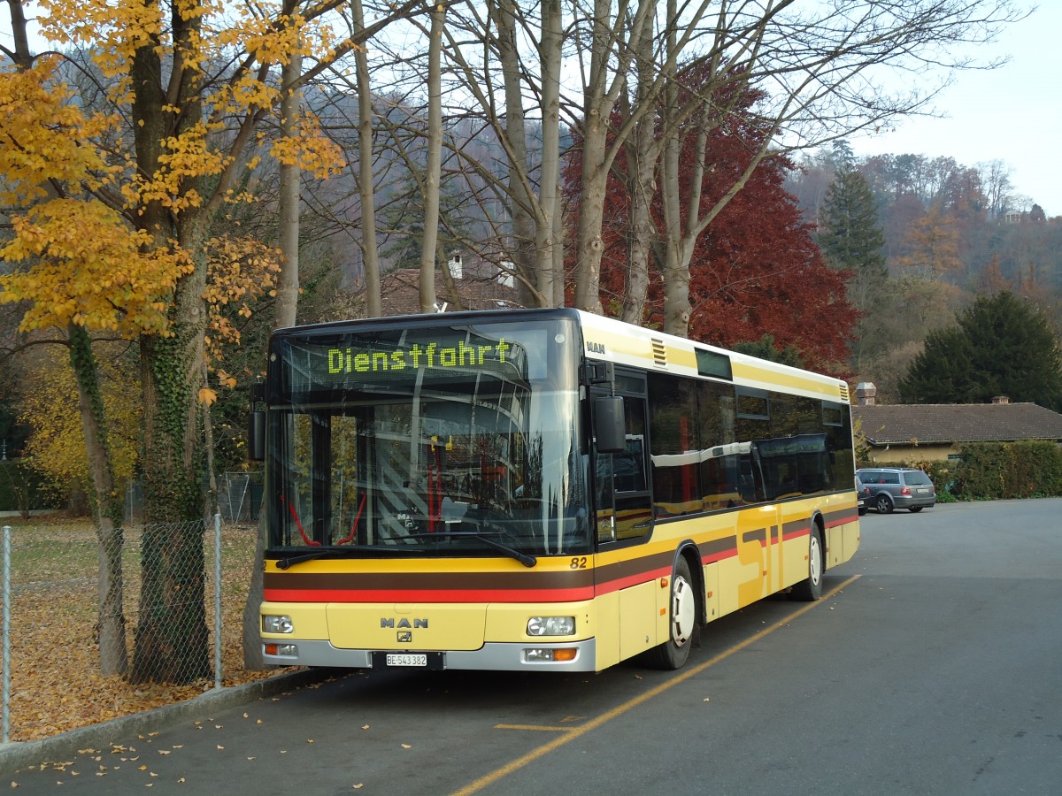 (142'205) - STI Thun - Nr. 82/BE 543'382 - MAN am 17. November 2012 bei der Schifflndte Thun