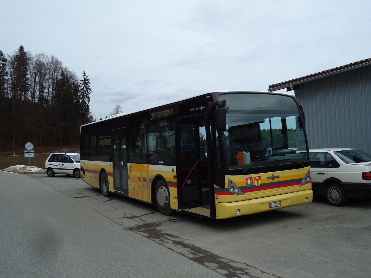 (142'628) - STI Thun - Nr. 5/BE 102'205 - Van Hool (ex Moser, Teuffenthal; ex Burri, Teuffenthal) am 25. Dezember 2012 in Teuffenthal, Garage Moser