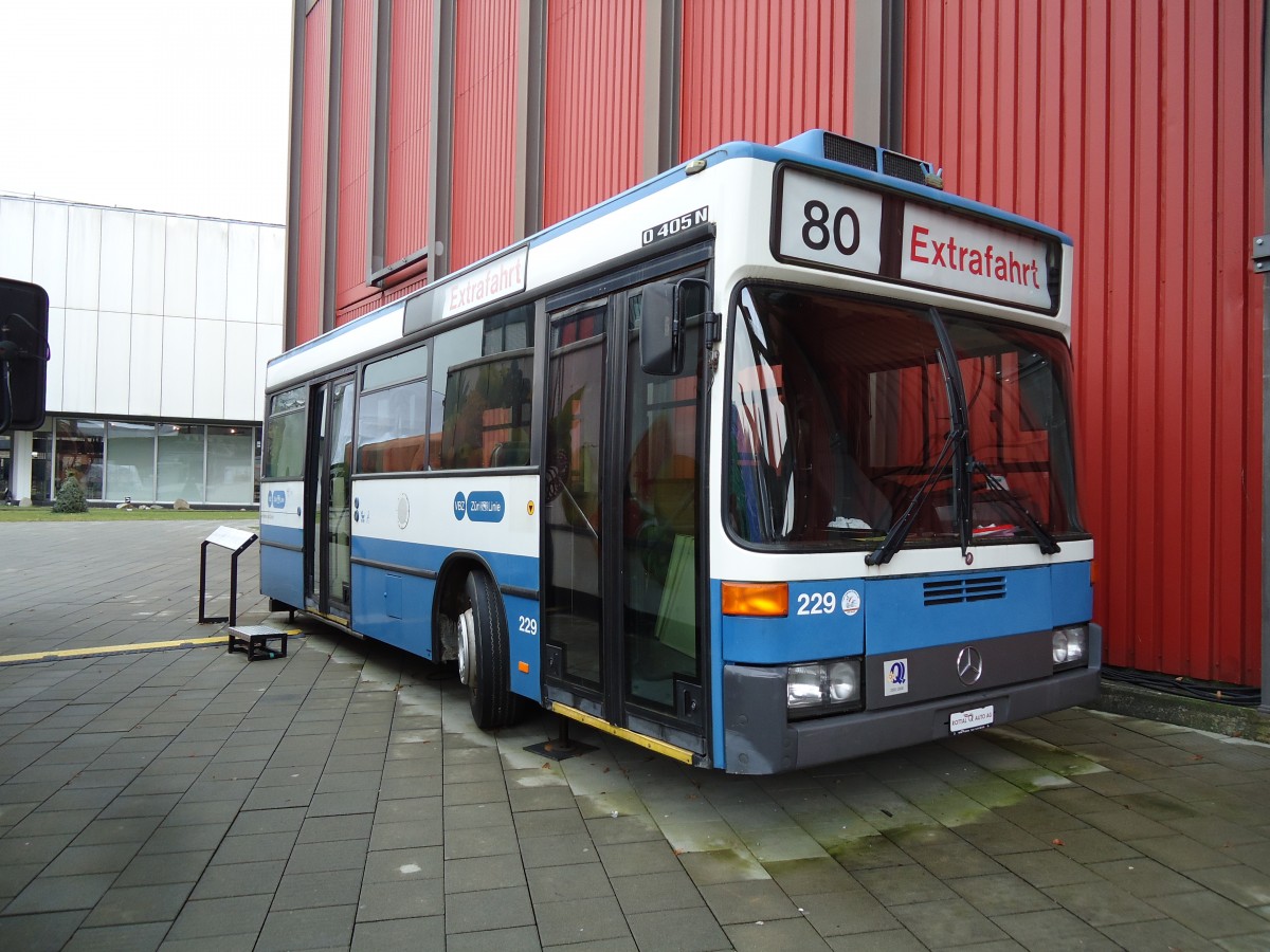 (143'012) - VBZ Zrich - Nr. 229 - Mercedes am 13. Januar 2013 in Luzern, Verkehrshaus