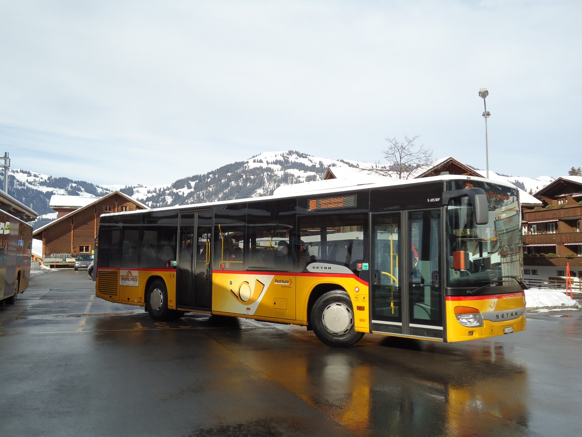 (143'066) - Kbli, Gstaad - Nr. 5/BE 366'987 - Setra am 20. Januar 2013 beim Bahnhof Gstaad