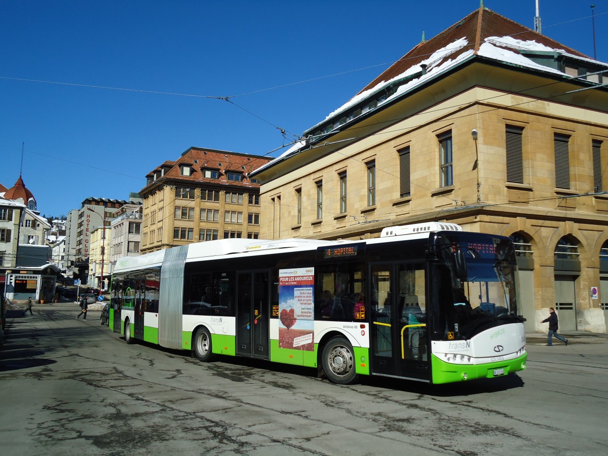 (143'279) - transN, La Chaux-de-Fonds - Nr. 346/NE 145'346 - Solaris am 19. Februar 2013 beim Bahnhof La Chaux-de-Fonds