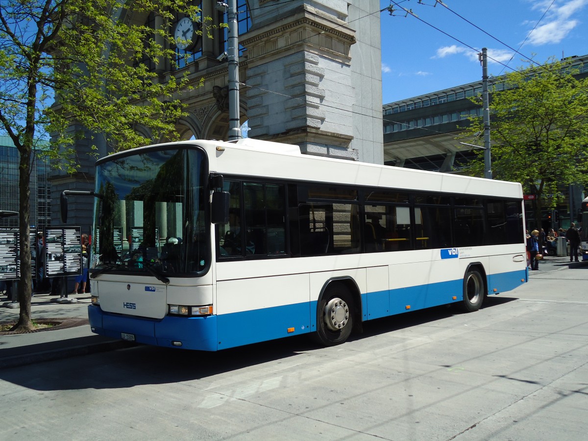 (144'372) - VBL Luzern - Nr. 616/LU 15'009 - Scania/Hess am 19. Mai 2013 beim Bahnhof Luzern