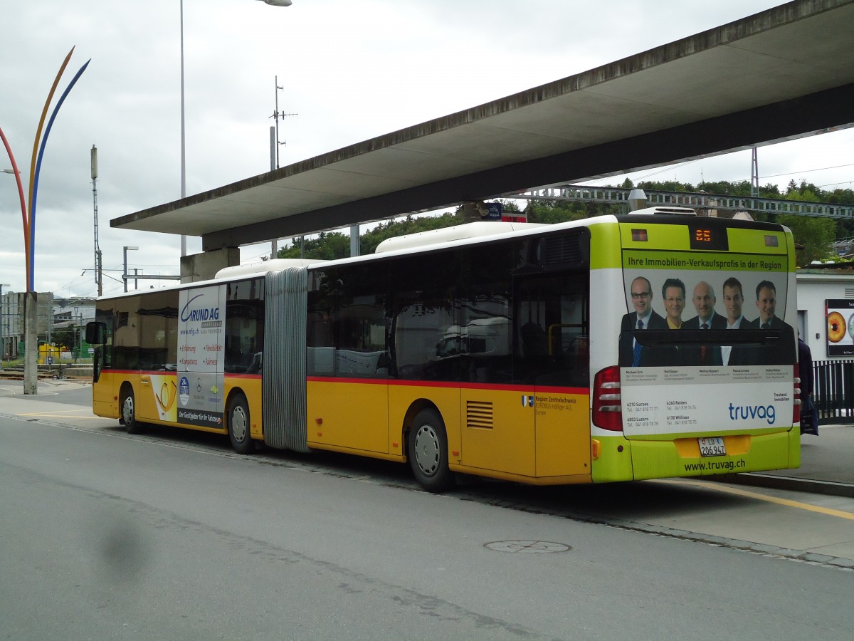 (144'924) - Hfliger, Sursee - Nr. 7/LU 206'947 - Mercedes am 10. Juni 2013 beim Bahnhof Sursee