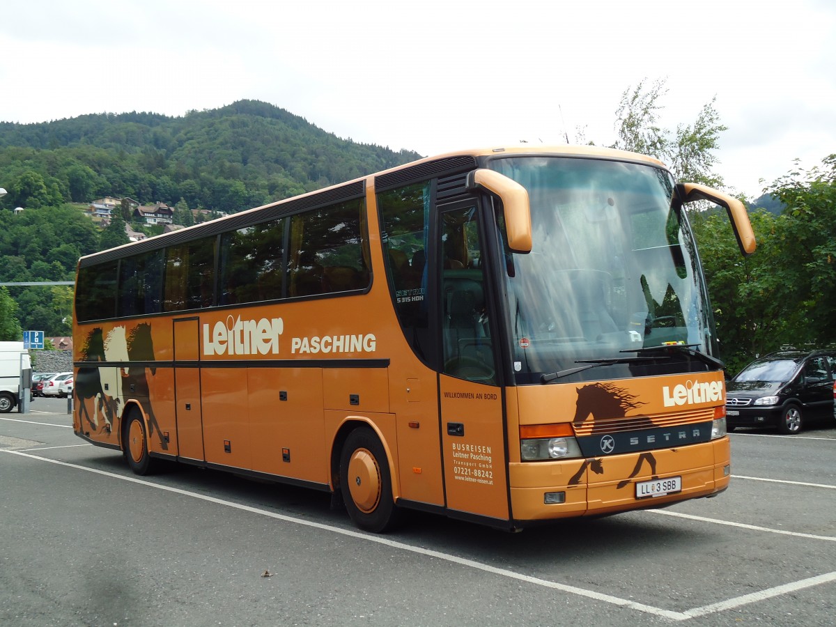 (145'306) - Aus Oesterreich: Leitner, Pasching - LL 3 SBB - Setra am 21. Juni 2013 in Thun, Seestrasse